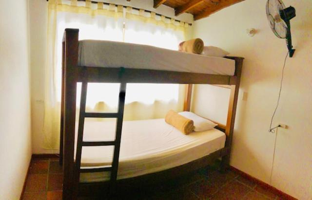Casa Hotel Palmas Del Estadio 2 Medellín Dış mekan fotoğraf