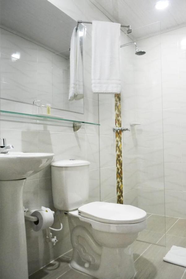 Casa Hotel Palmas Del Estadio 2 Medellín Dış mekan fotoğraf